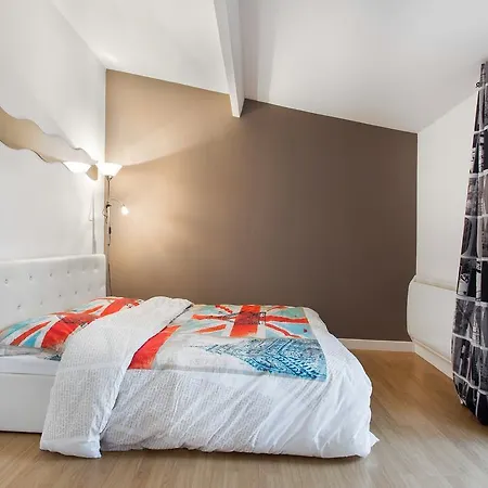 Apartment Nouvel Oasis St Cyprien Entierement Renove *